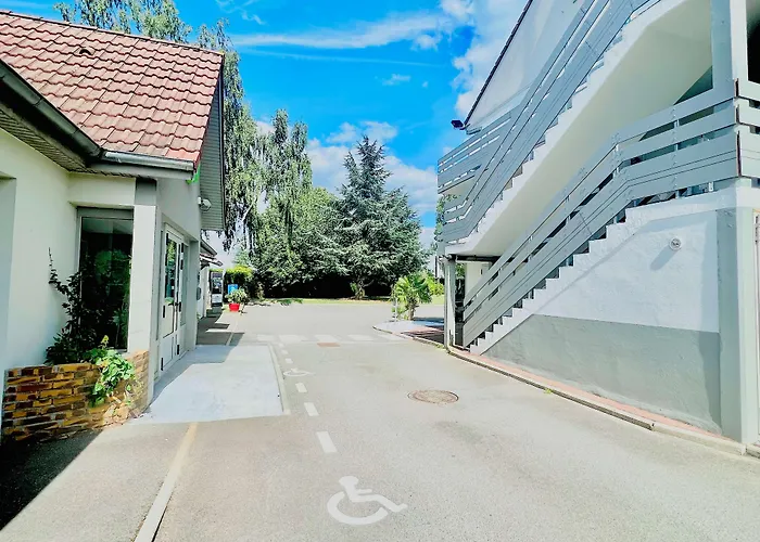 Campanile Nature Montargis - Amilly